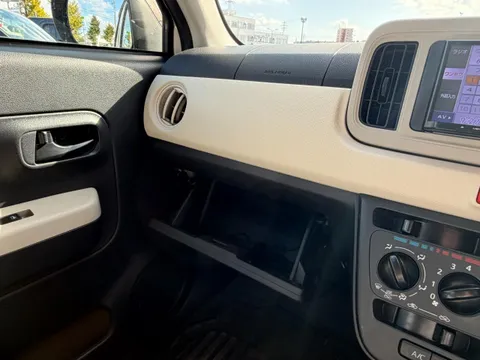 Daihatsu Mira Tocot