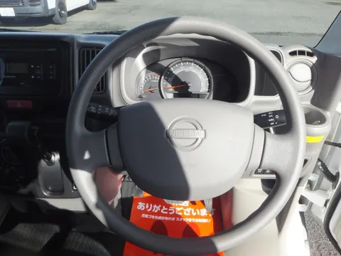 Nissan Clipper