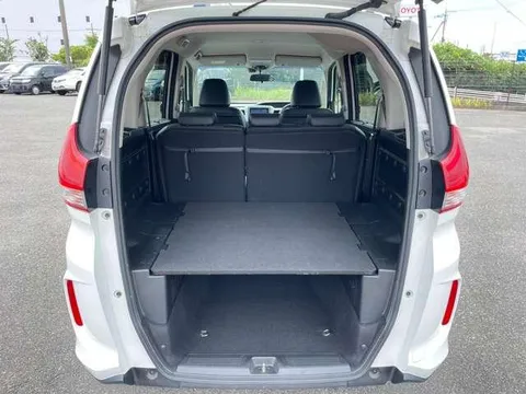 Honda Freed Plus