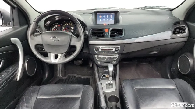 Renault SM3