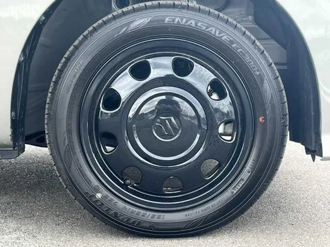 Suzuki Spacia Base