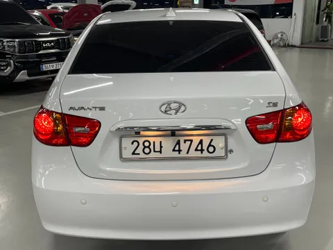 Hyundai Elantra (Avante)