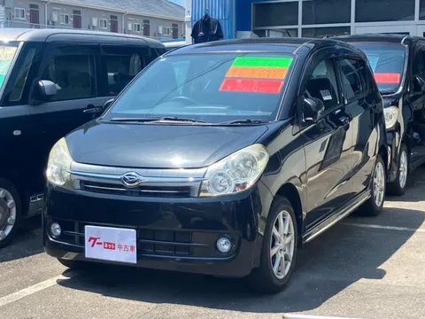 Daihatsu Mira Custom
