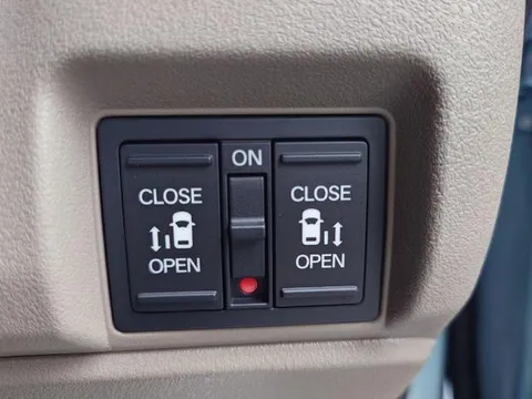 Honda N-BOX Joy