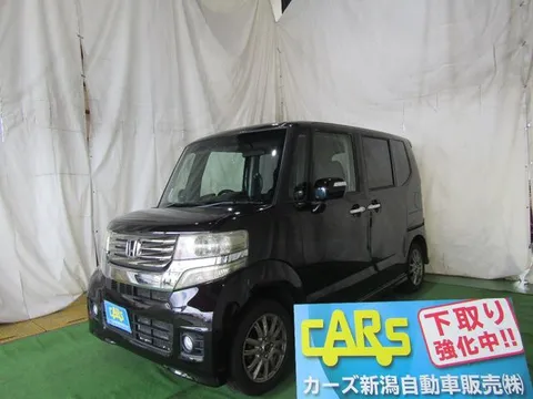 Honda N-BOX Custom