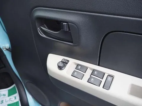Daihatsu Mira Tocot