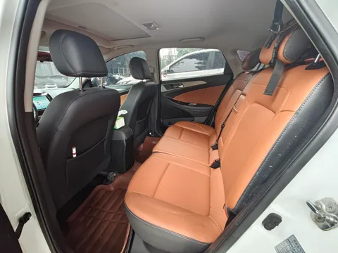 Changan Eado XT