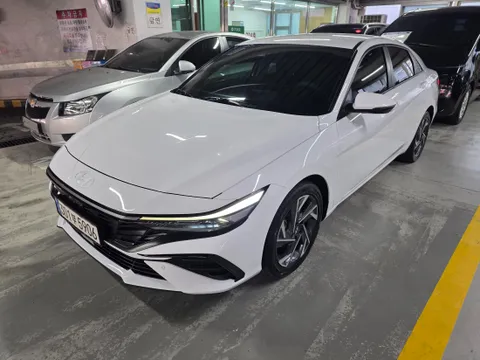 Hyundai Elantra (Avante)