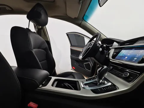 Geely Emgrand GL