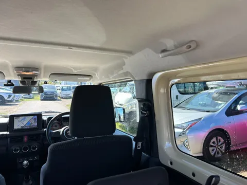 Suzuki Jimny Sierra