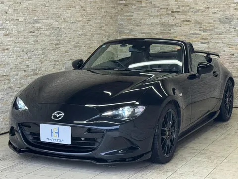 Mazda MX-5 (Roadster)