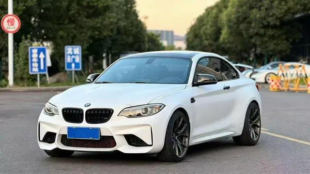BMW M2