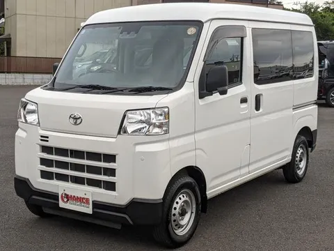 Toyota Pixis Van