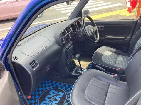 Daihatsu Mira Gino