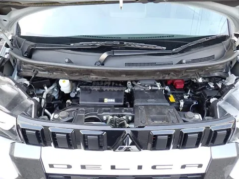 Mitsubishi Delica Mini