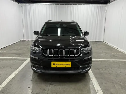 Jeep Grand Commander