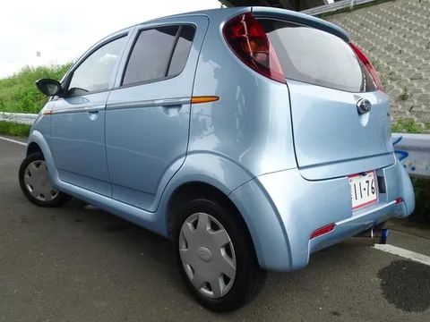 Subaru R2