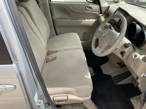 Honda N-BOX Plus