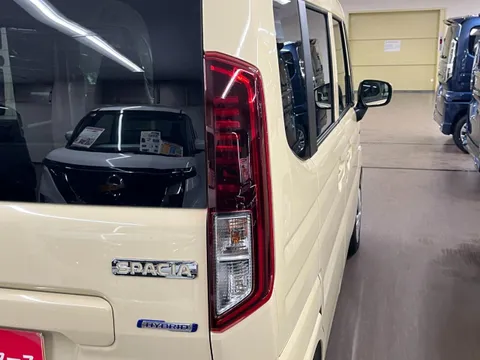 Suzuki Spacia