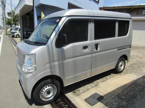 Nissan Clipper