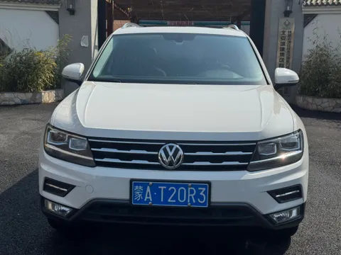 Volkswagen Tiguan L