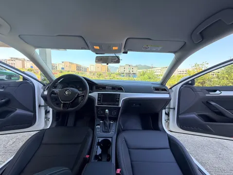 Volkswagen Lamando