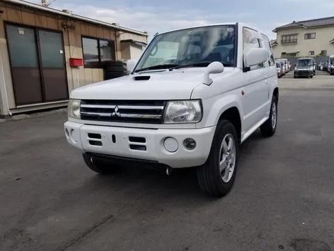 Mitsubishi Pajero Mini