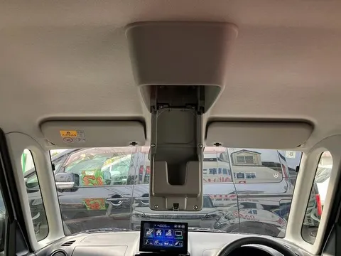 Suzuki Spacia Custom