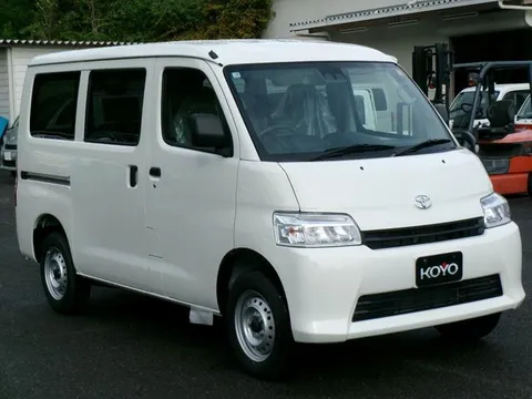Toyota TownAce Van
