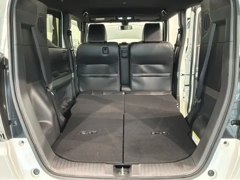 Honda N-BOX Slash
