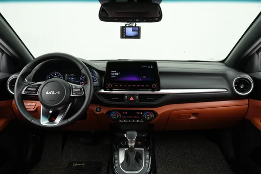 Kia Cerato (K3)