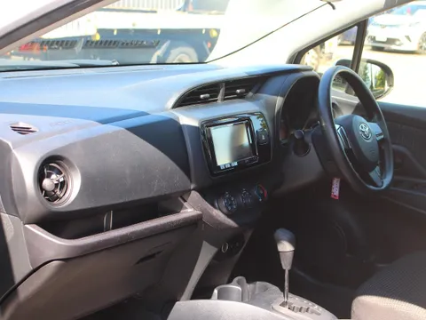 Toyota Yaris (Vitz)