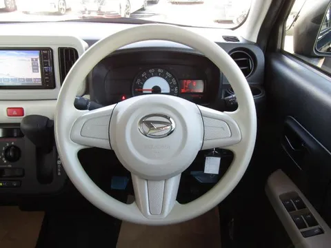 Daihatsu Mira Tocot
