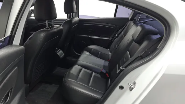 Renault SM3