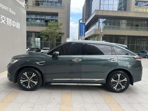 Honda UR-V