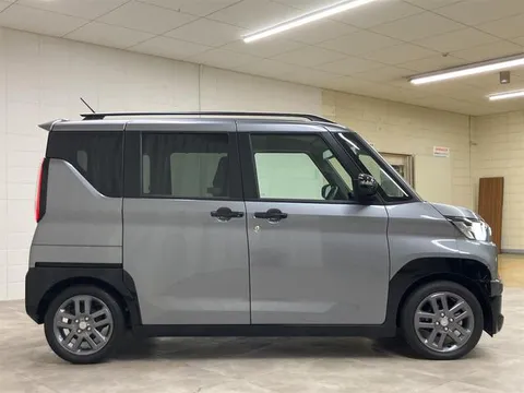 Mitsubishi Delica Mini