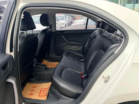 Volkswagen Santana