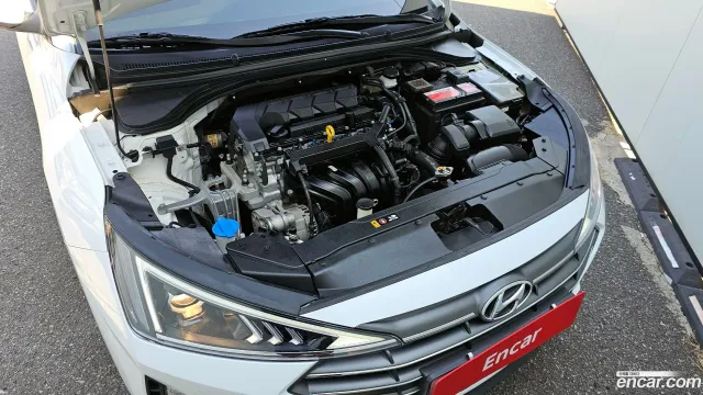 Hyundai Elantra (Avante)