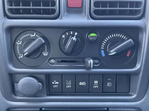 Suzuki Carry