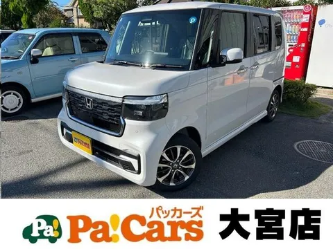 Honda N-BOX Custom