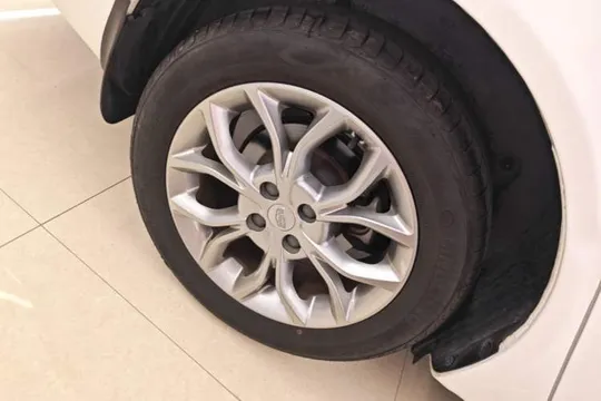 Geely Vision