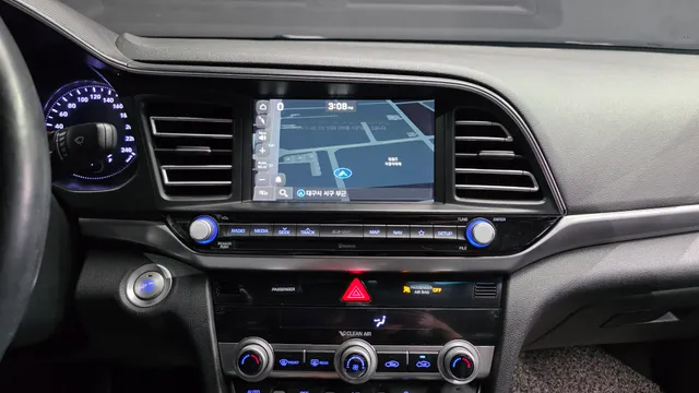 Hyundai Elantra (Avante)