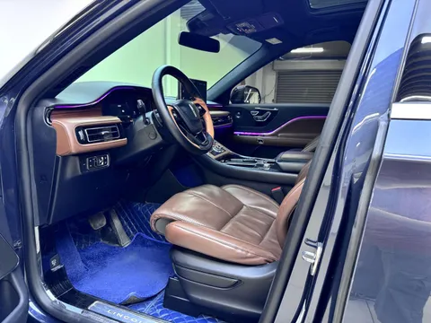 Lincoln Aviator