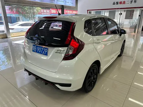 Honda Jazz (Fit)