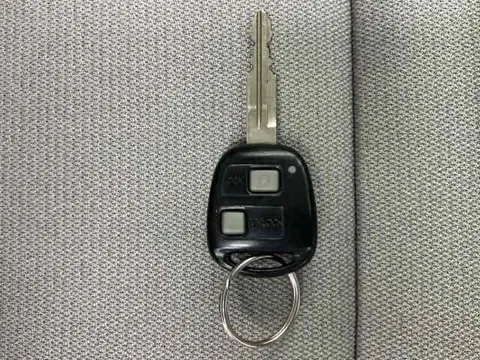 Toyota Pixis Space