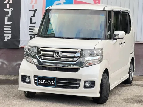 Honda N-BOX Custom