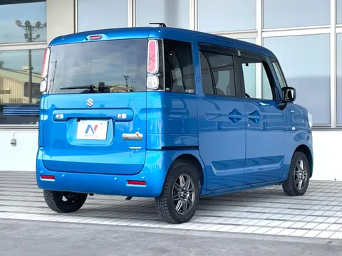 Suzuki Spacia