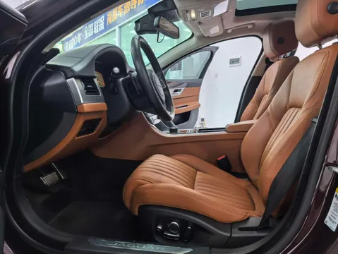 Jaguar XFL