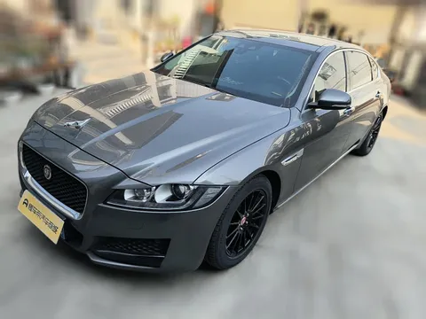 Jaguar XFL
