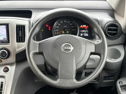 Nissan Vanette